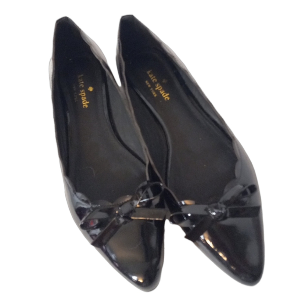 Kate Spade Elent Flex black patent leather flats.. says 7.5 but it runs large